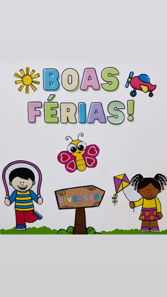Painel + Coroas + Tags Férias Escolares – FMA Educa Kids